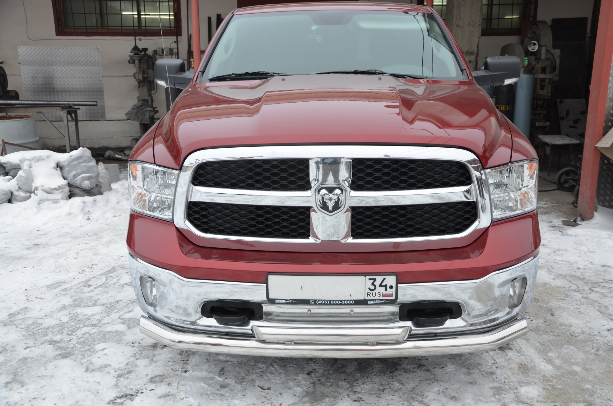 Защита переднего бампера Dodge RAM 1500 двойная труба Ø76/60 — изображение 2