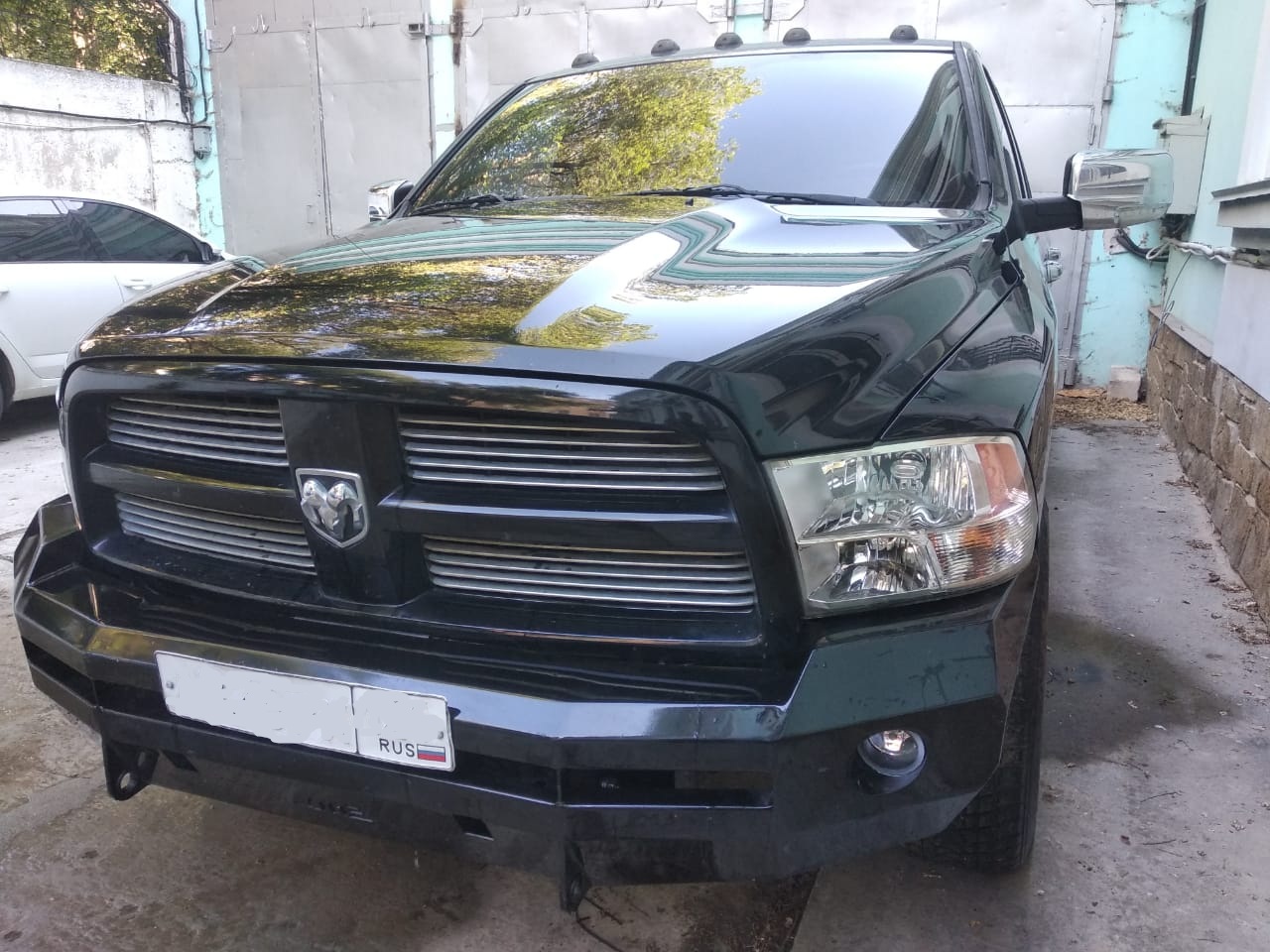 Силовой бампер передний Dodge Ram III (серия Л) — изображение 3