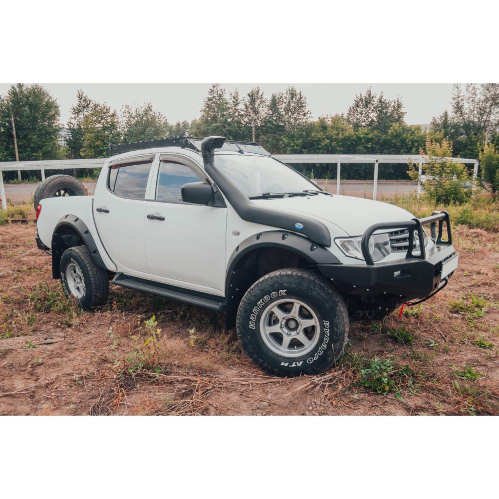 Бампер силовой передний STC Mitsubishi Pajero Sport/L200 2008-2015 c защитой фар и противотуманными фарами — изображение 4