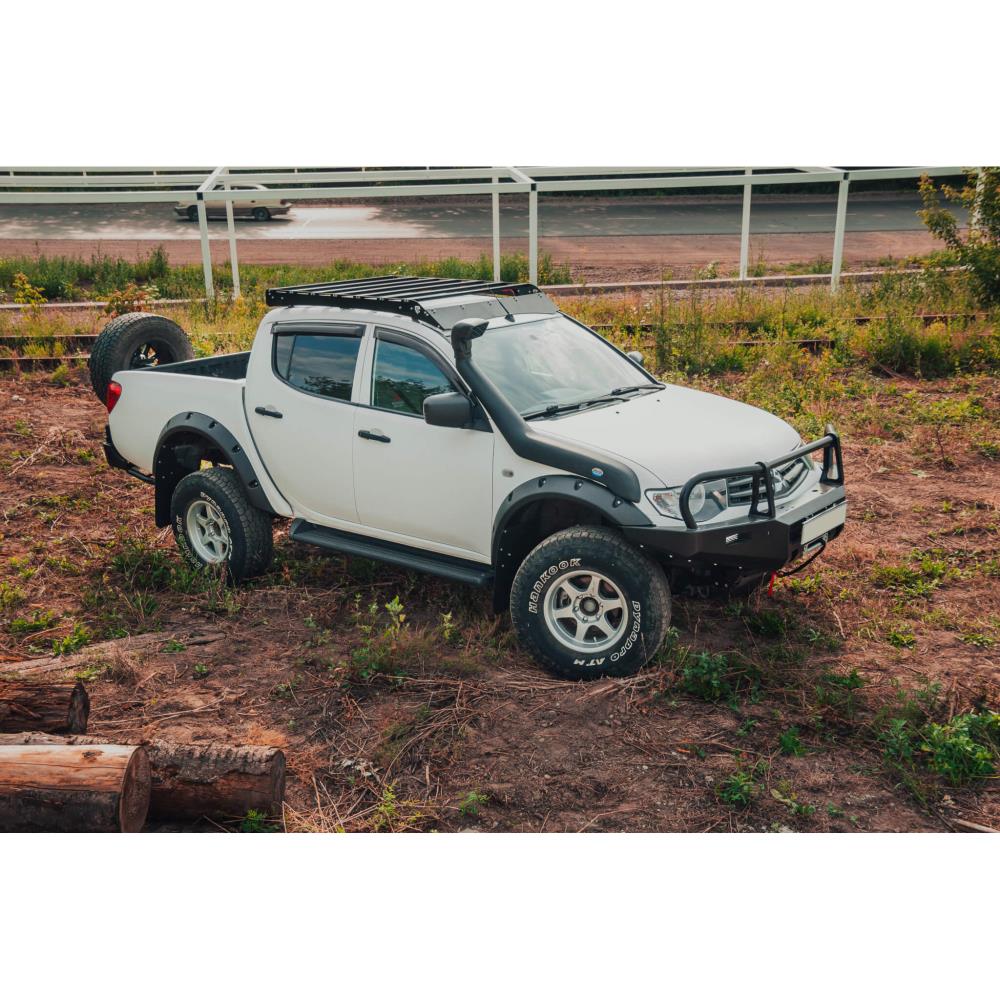 Бампер силовой передний STC Mitsubishi Pajero Sport/L200 2008-2015 c защитой фар и противотуманными фарами — изображение 5