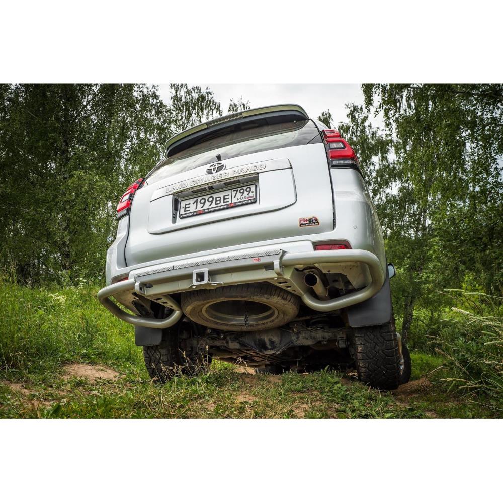 Бампер РИФ силовой задний Toyota Land Cruiser Prado 150 c квадратом под фаркоп