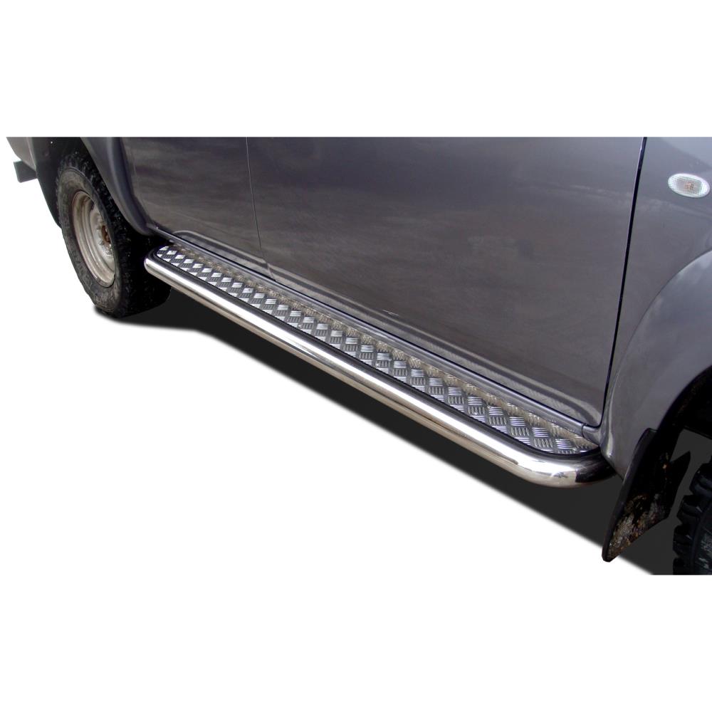 Пороги с накладным листом Mazda BT-50 2006