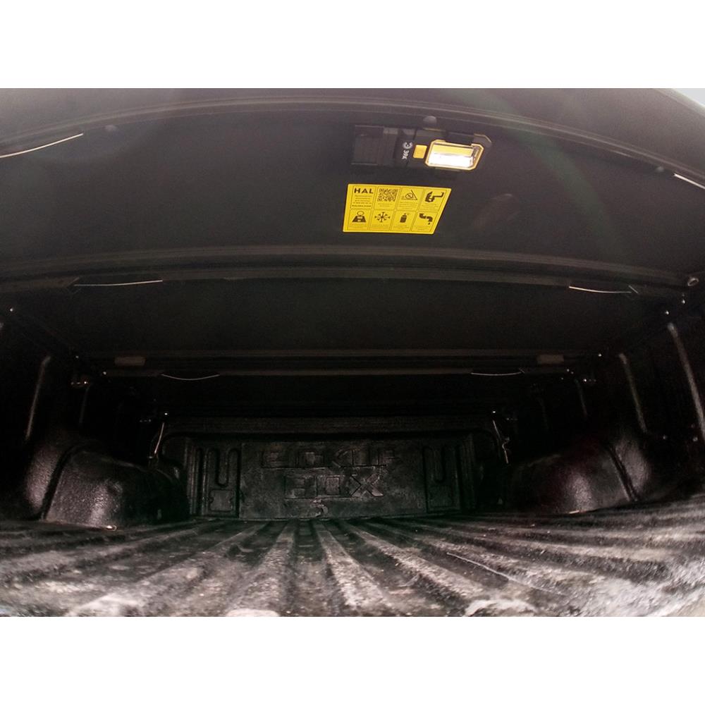 Четырех секционная крышка HAL на Volkswagen Amarok — изображение 11