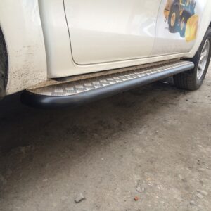 Силовые пороги на Toyota Hilux Vigo 2006-2015