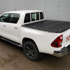 Крышка HAL 4-х секционная STANDART HILUX 2015+ Араб. версия, штат. защ. стекла, вкладыш
