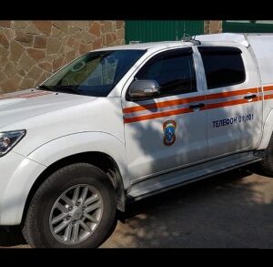 Кунг экспедиционный увеличенный трехдверный Toyota HILUX до и после 2015