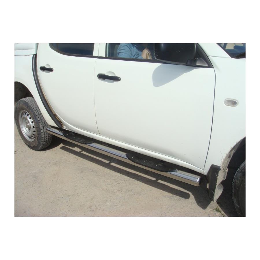 Порог труба с проступью Mitsubishi L200 2014