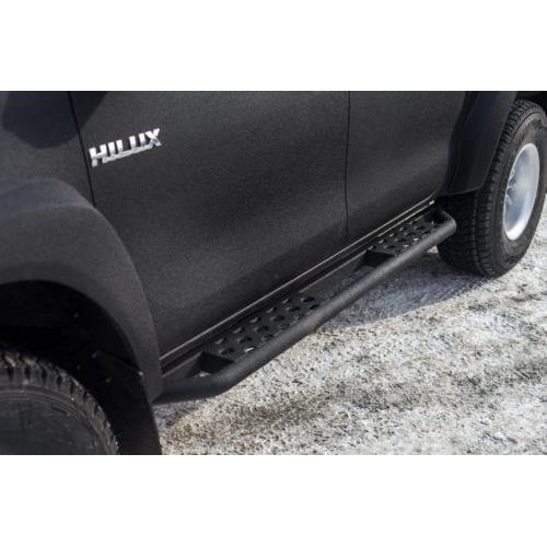 Пороги силовые STC Toyota Hilux 2015+ раздельные ступени — изображение 4