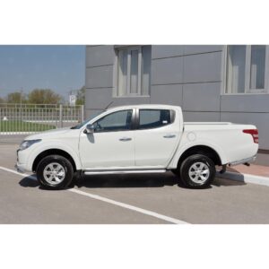 Пороги труба d63 с листом (Лист нерж, проф. нерж) (вариант 3) Mitsubishi L200 2015-н.в.