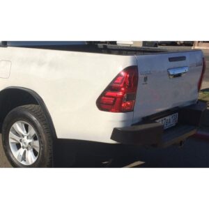 Силовой бампер задний Safari Toyota HiLux 2015+