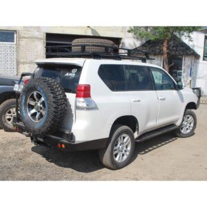 Трубные силовые пороги Toyota Land Cruiser 150