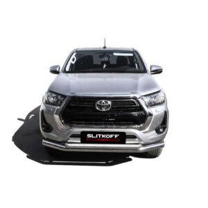 Защита переднего бампера d76+d57 двойная Toyota Hilux (2020)