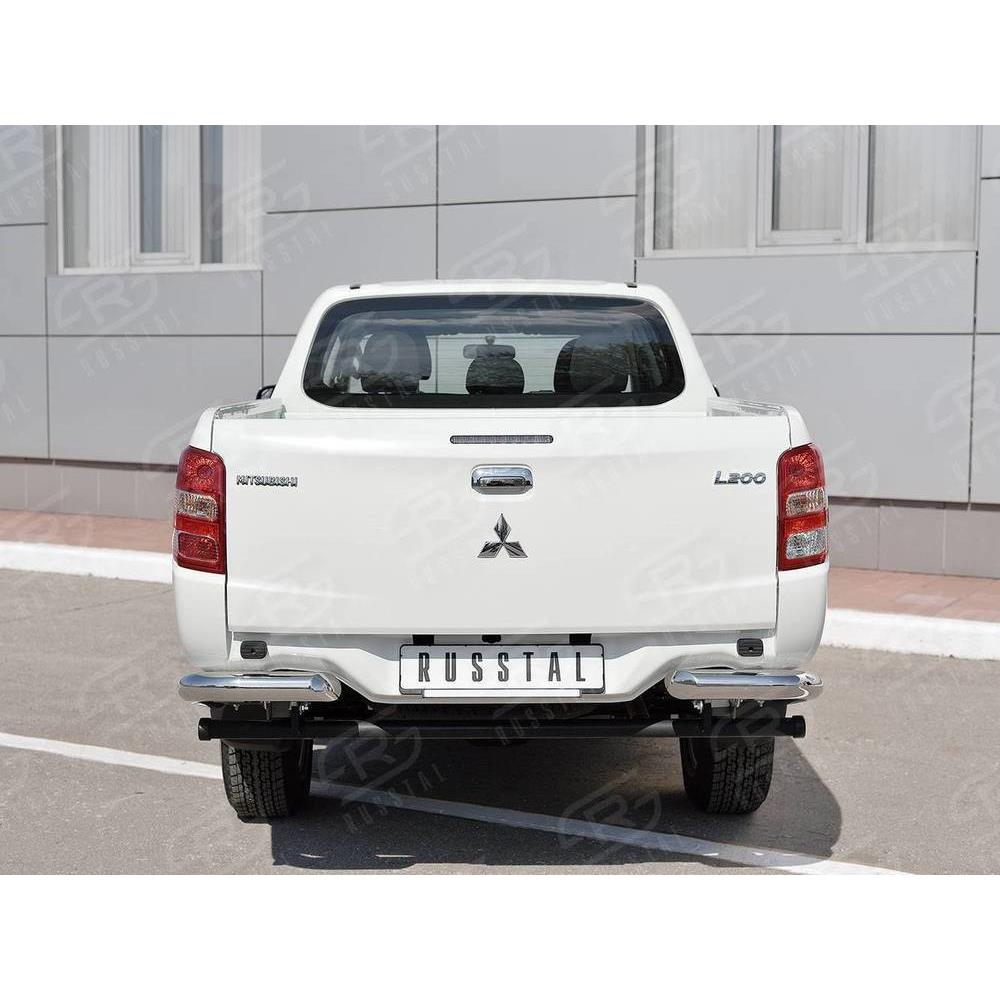 Защита заднего бампера уголки d63(секции) Mitsubishi L200 2015-н.в.