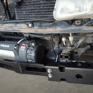 Площадка под лебедку в штатный бампер Toyota Land Cruiser 100